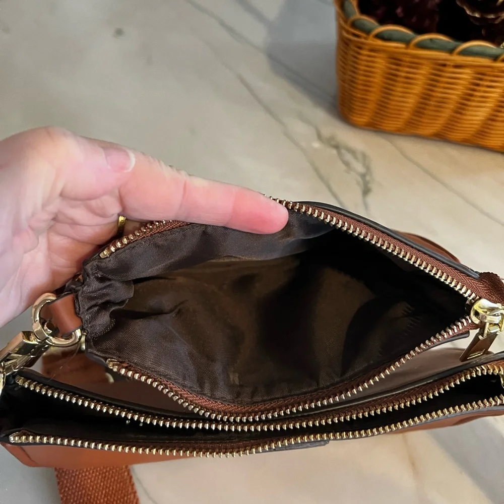 Small crossbody bag 3 in 1 attachable with coin purse and thick strap